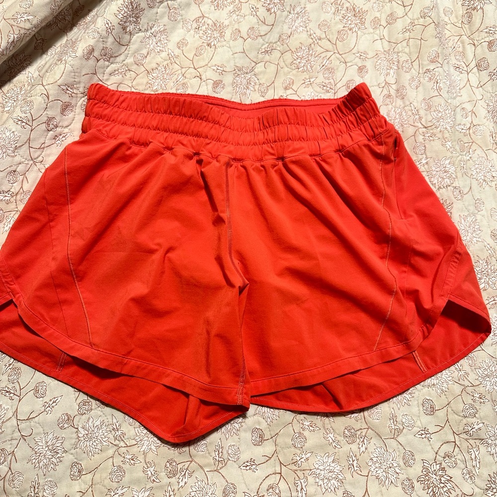 Lululemon track that shorts